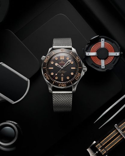 Omega 007*** Edition Seamaster Diver 300M 42 mm, titanium on titanium 210.90.42.20.01.001 - Image 5