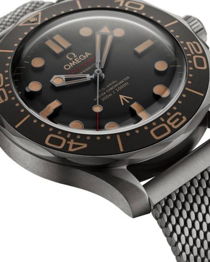 Omega 007*** Edition Seamaster Diver 300M 42 mm, titanium on titanium 210.90.42.20.01.001 - Image 3