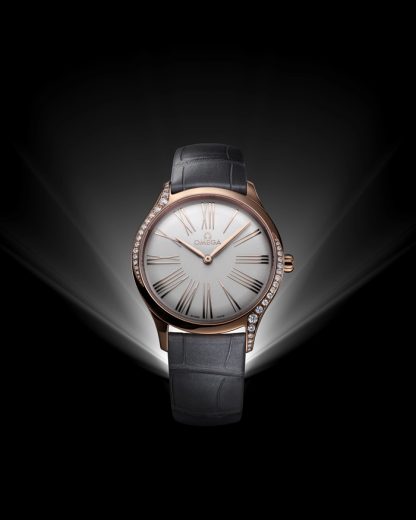 Omega De Ville Trésor 36 mm, Sedna™ gold on leather strap 428.58.36.60.02.001 - Image 3