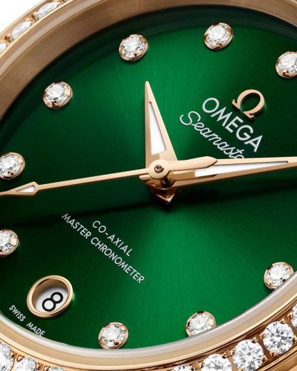 Omega New Seamaster Aqua Terra 150M 30 mm, Moonshine™ gold on Moonshine™ gold 220.55.30.20.60.001 - Image 4