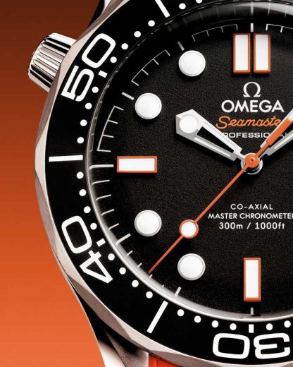 Omega New Seamaster Diver 300M 42 mm, steel on rubber strap 210.32.42.20.01.006 - Image 3