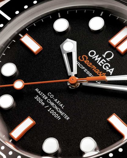 Omega New Seamaster Diver 300M 42 mm, steel on rubber strap 210.32.42.20.01.006 - Image 4