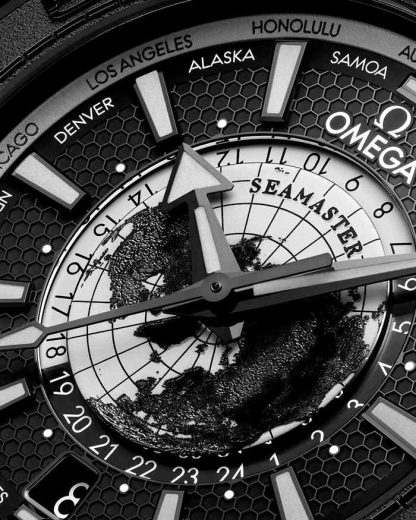 Omega New Seamaster Planet Ocean 600M 45.5 mm, black ceramic on rubber strap 215.92.46.22.01.007 - Image 3