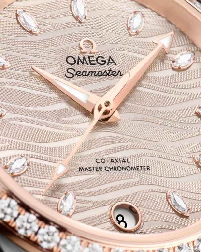 Omega Seamaster Aqua Terra 150M 34 mm, steel - Sedna™ gold on leather strap 220.28.34.20.59.001 - Image 3