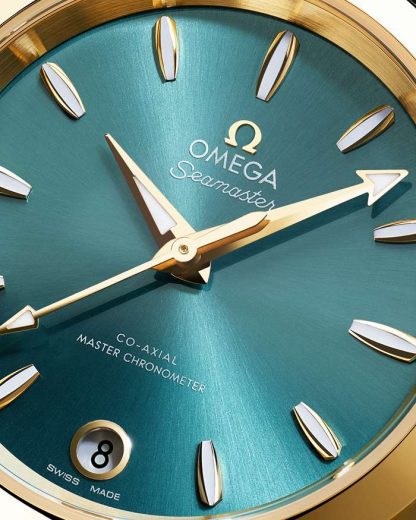 Omega Seamaster Aqua Terra Shades 34 mm, Moonshine™ gold on leather strap 220.53.34.20.10.001 - Image 3