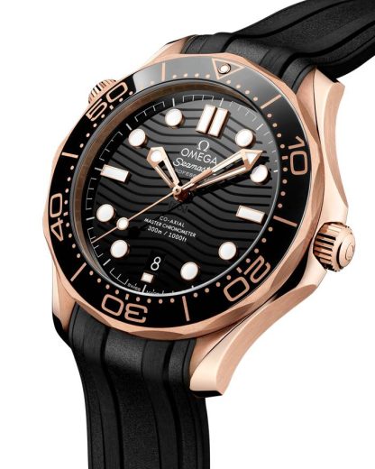Omega Seamaster Diver 300M 42 mm, Sedna™ gold on rubber strap 210.62.42.20.01.002 - Image 3