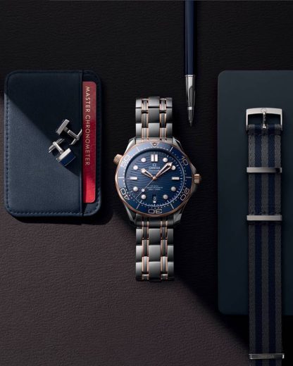 Omega Seamaster Diver 300M 42 mm, steel - Sedna™ gold on steel - Sedna™ gold 210.20.42.20.03.002 - Image 3