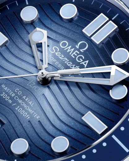 Omega Summer Blue Seamaster Diver 300M 42 mm, steel on rubber strap 210.32.42.20.03.002 - Image 3